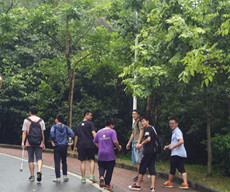风里雨里，一起看看风景诉友情